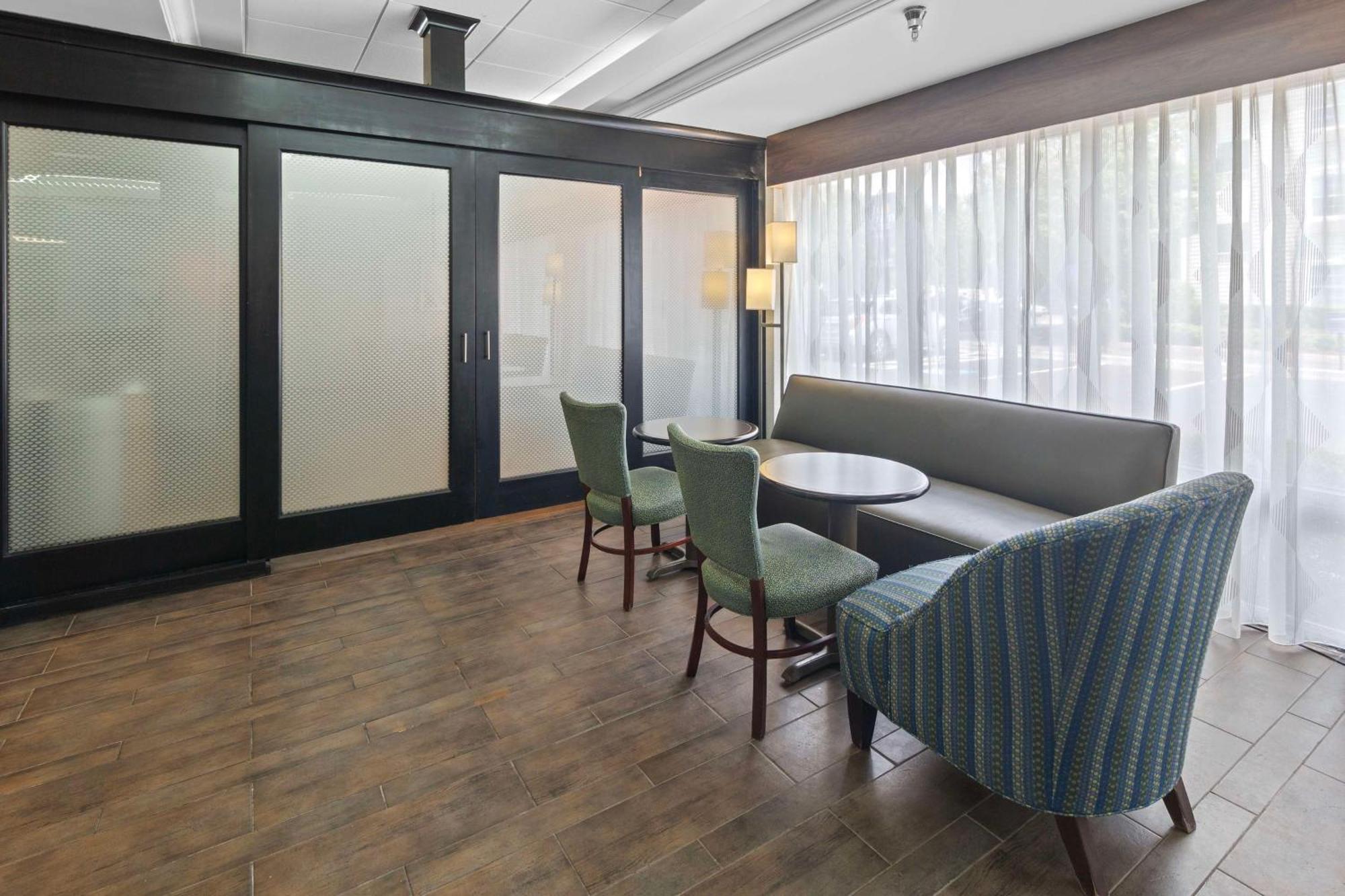 Hampton Inn Atlanta-Γούντστοκ Εξωτερικό φωτογραφία